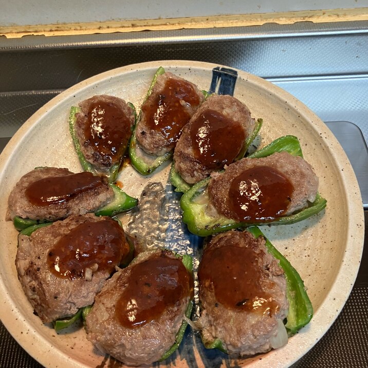 クローブ香る♪合い挽き肉のピーマンの肉詰め^_^